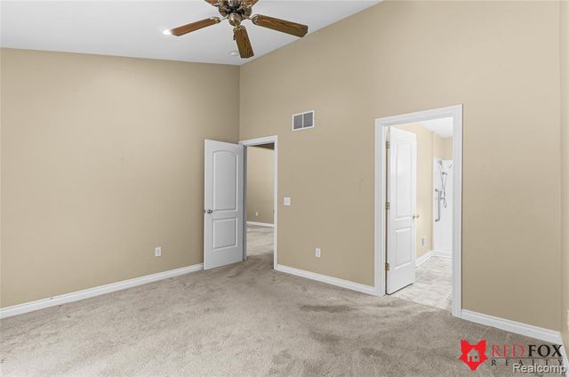 1199 Creek View Court, Burton, MI 48509
