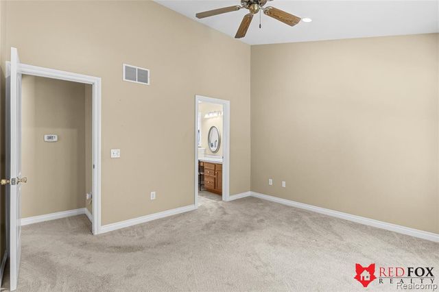 1199 Creek View Court, Burton, MI 48509