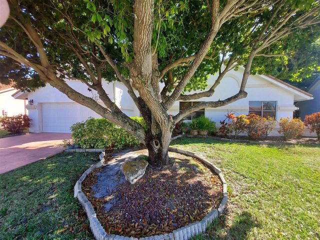 9408 Sun Pointe Drive, Boynton Beach, FL 33437