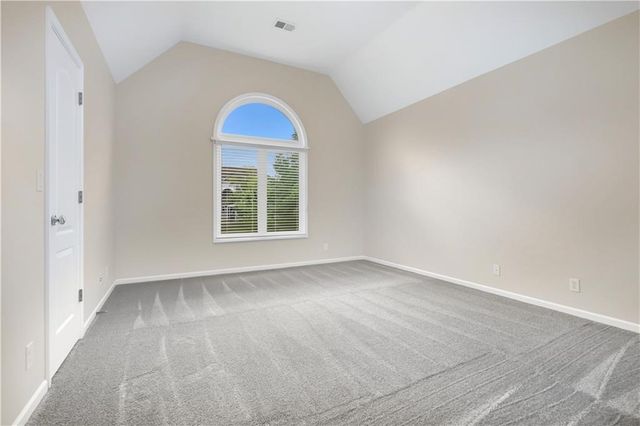 5802 W 140th Terrace, Overland Park, KS 66223