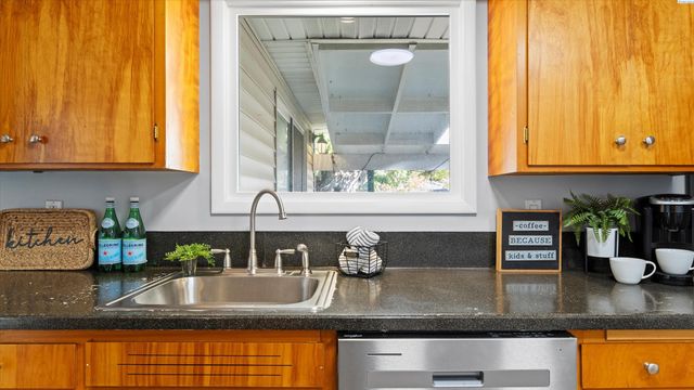 504 W 28th Ave, Kennewick, WA 99337