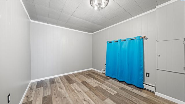 504 W 28th Ave, Kennewick, WA 99337