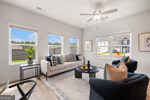 9435 Maple Grove Lane 270, Jonesboro, GA 30238