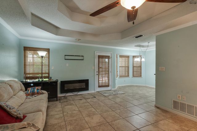 4808 ROYAL OAK STREET, Wichita Falls, TX 76308