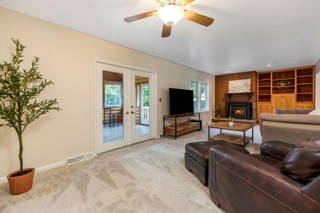 7400 S Section Line Road, Delaware, OH 43015