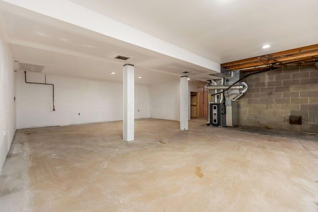 7400 S Section Line Road, Delaware, OH 43015