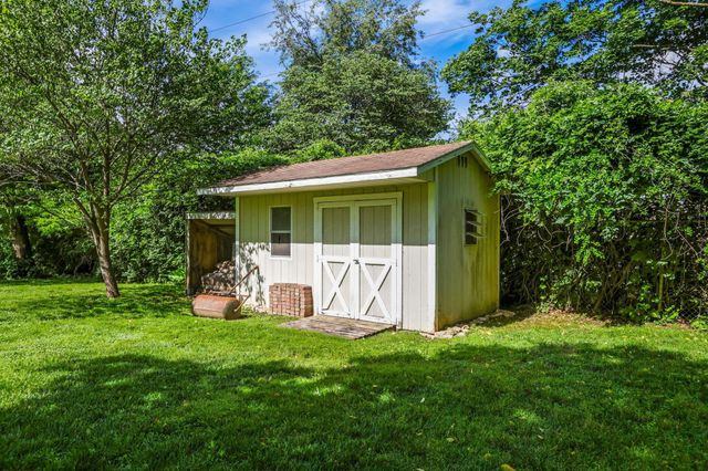 7400 S Section Line Road, Delaware, OH 43015