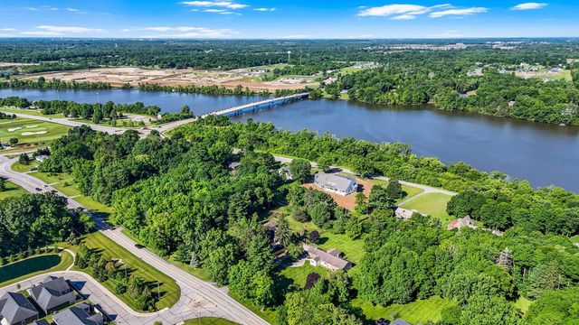7400 S Section Line Road, Delaware, OH 43015