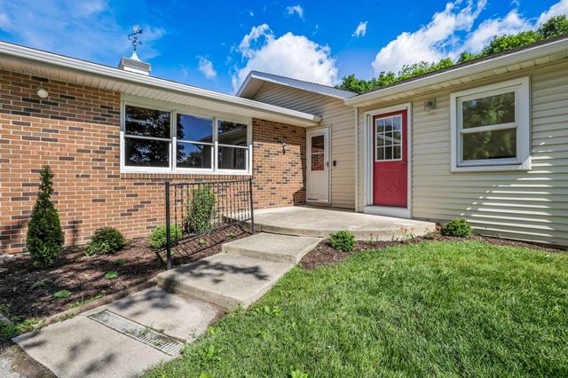 7400 S Section Line Road, Delaware, OH 43015