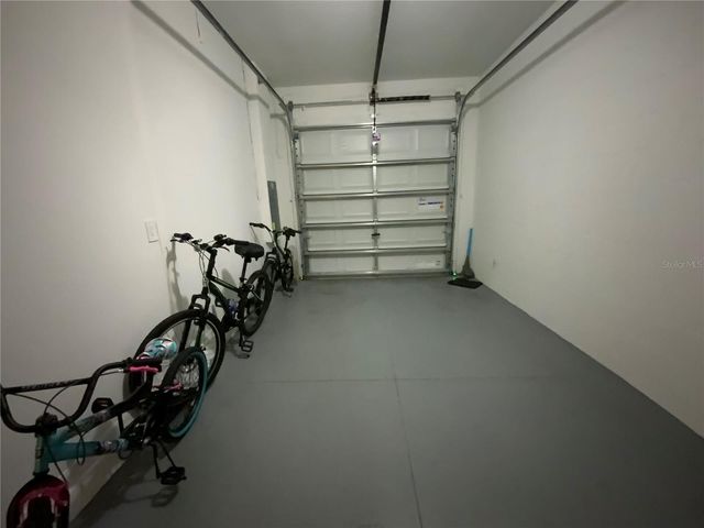 10823 FORT WHITE COURT, Tampa, FL 33647