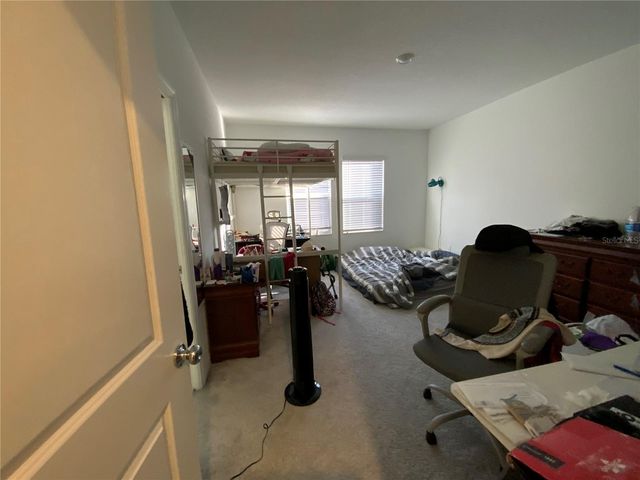 10823 FORT WHITE COURT, Tampa, FL 33647