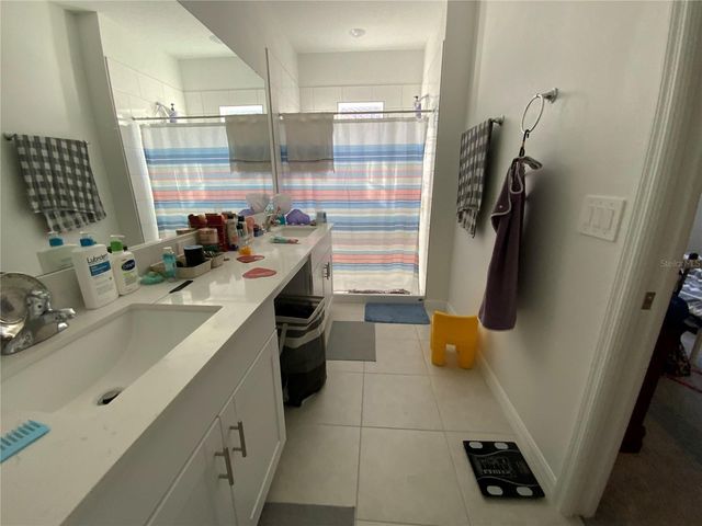 10823 FORT WHITE COURT, Tampa, FL 33647