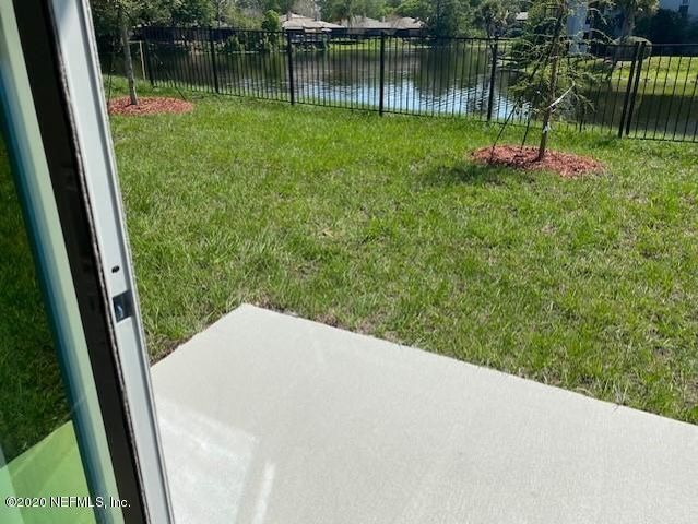 8256 MEADOW WALK Lane, Jacksonville, FL 32256