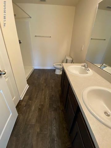 8256 MEADOW WALK Lane, Jacksonville, FL 32256