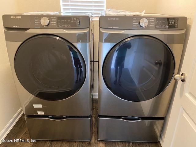 8256 MEADOW WALK Lane, Jacksonville, FL 32256