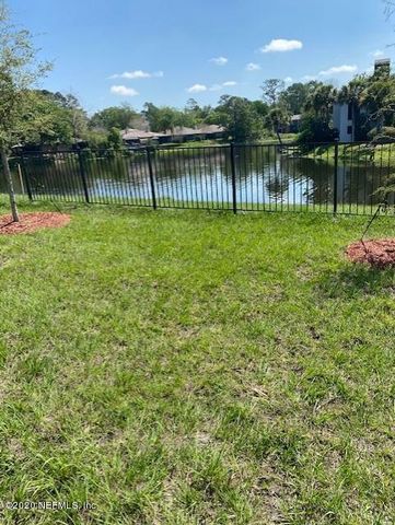8256 MEADOW WALK Lane, Jacksonville, FL 32256