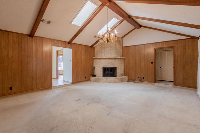 5714 73rd Street, Lubbock, TX 79424