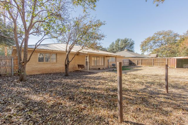 5714 73rd Street, Lubbock, TX 79424