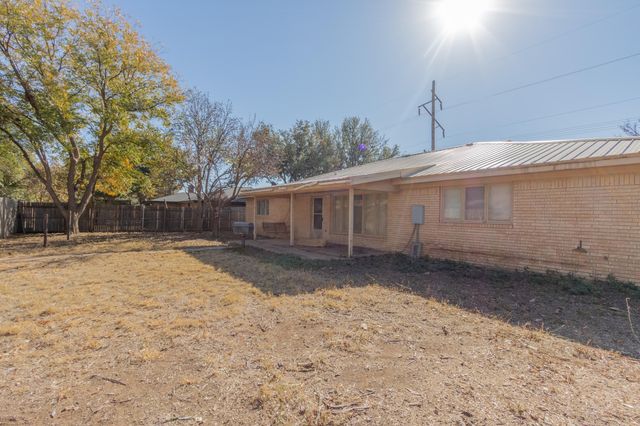5714 73rd Street, Lubbock, TX 79424