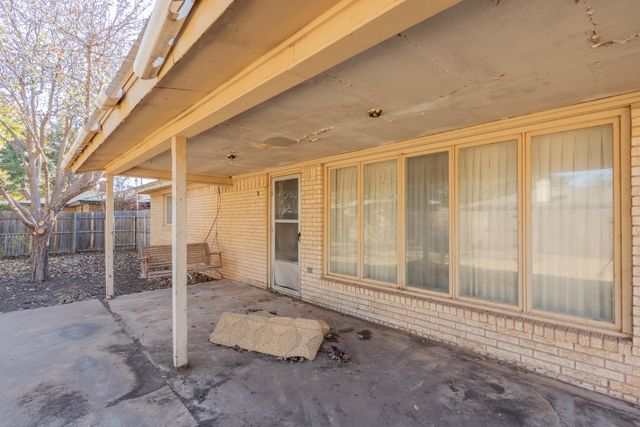 5714 73rd Street, Lubbock, TX 79424