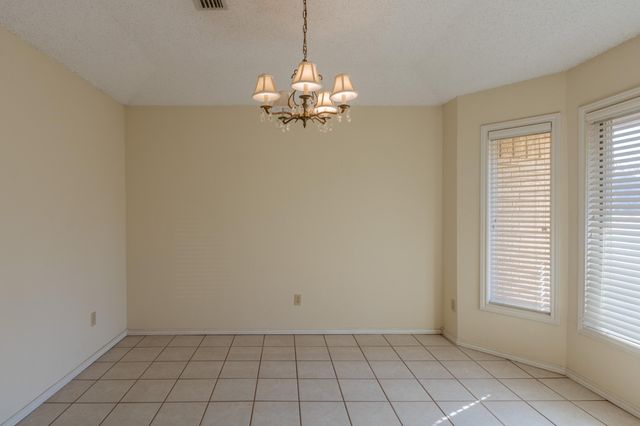 5714 73rd Street, Lubbock, TX 79424