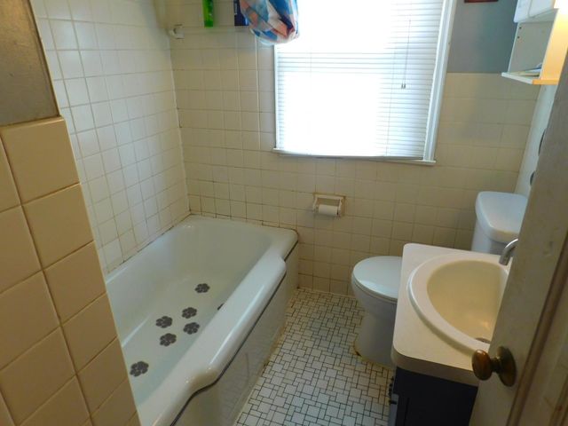 1698 Arlington Avenue E, Saint Paul, MN 55106