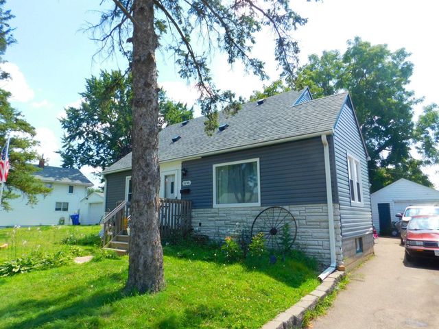 1698 Arlington Avenue E, Saint Paul, MN 55106