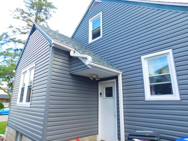 1698 Arlington Avenue E, Saint Paul, MN 55106