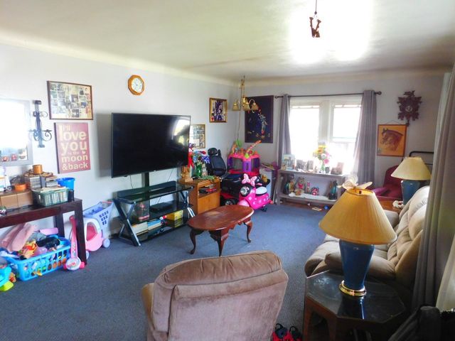 1698 Arlington Avenue E, Saint Paul, MN 55106