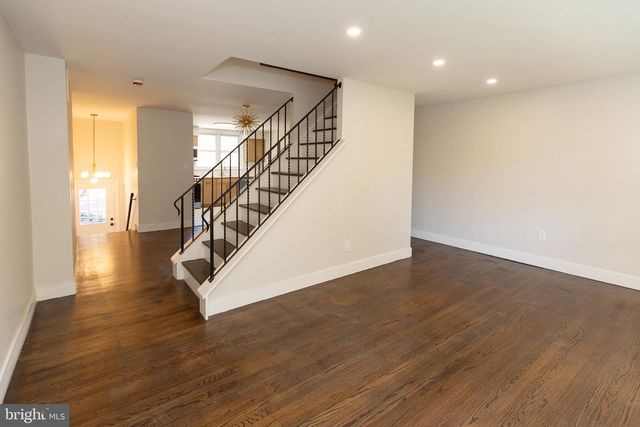 116 LAUREBA AVE, Stratford, NJ 08084