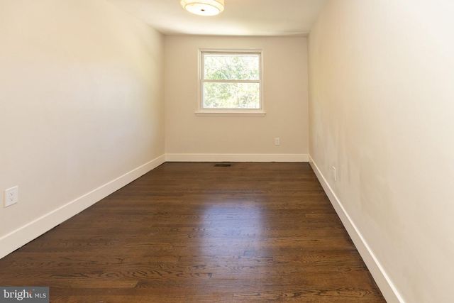 116 LAUREBA AVE, Stratford, NJ 08084