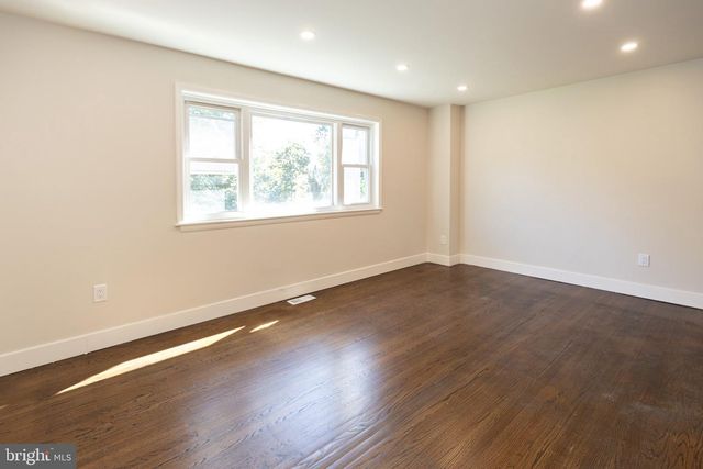 116 LAUREBA AVE, Stratford, NJ 08084