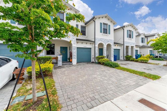 13408 SW 287th St, Homestead, FL 33033