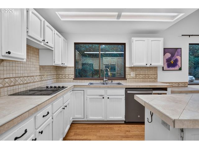 25800 Sw REIN Rd, Sherwood, OR 97140