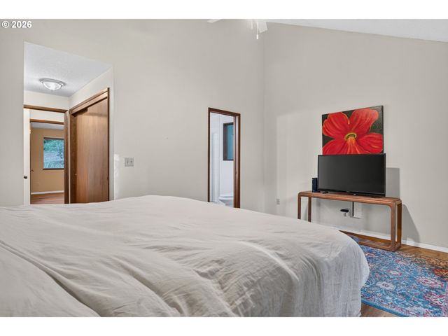 25800 Sw REIN Rd, Sherwood, OR 97140