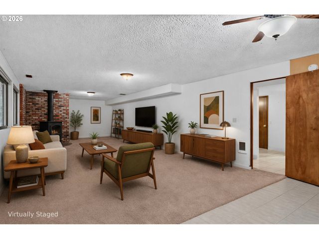 25800 Sw REIN Rd, Sherwood, OR 97140
