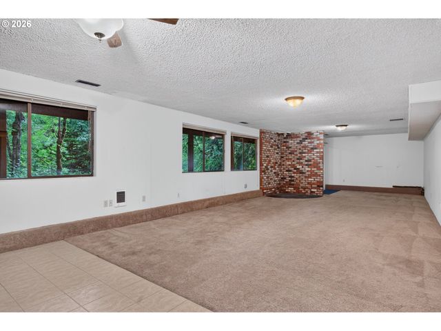25800 Sw REIN Rd, Sherwood, OR 97140