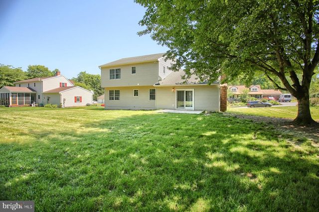 6352 BENNINGTON RD, Mechanicsburg, PA 17050