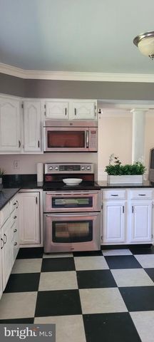 6352 BENNINGTON RD, Mechanicsburg, PA 17050