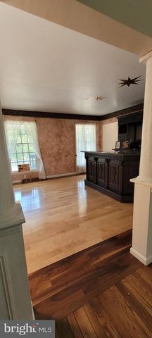 6352 BENNINGTON RD, Mechanicsburg, PA 17050