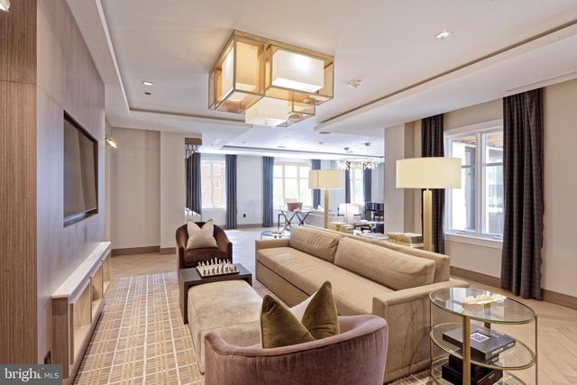 8551 CONNECTICUT AVE #207, Chevy Chase, MD 20815