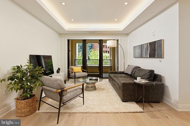 8551 CONNECTICUT AVE #207, Chevy Chase, MD 20815