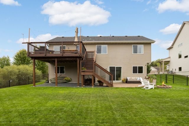 19824 Embers Avenue, Farmington, MN 55024