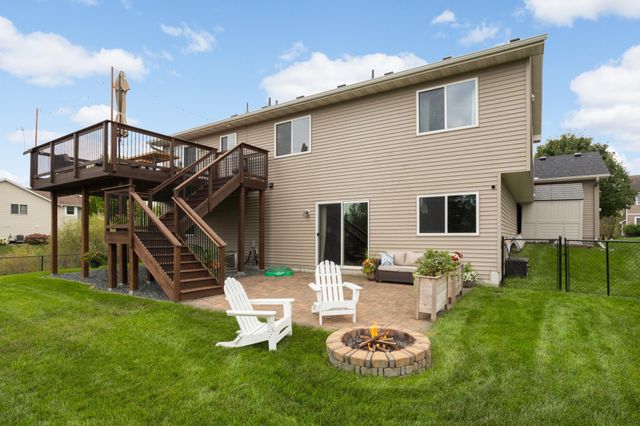 19824 Embers Avenue, Farmington, MN 55024