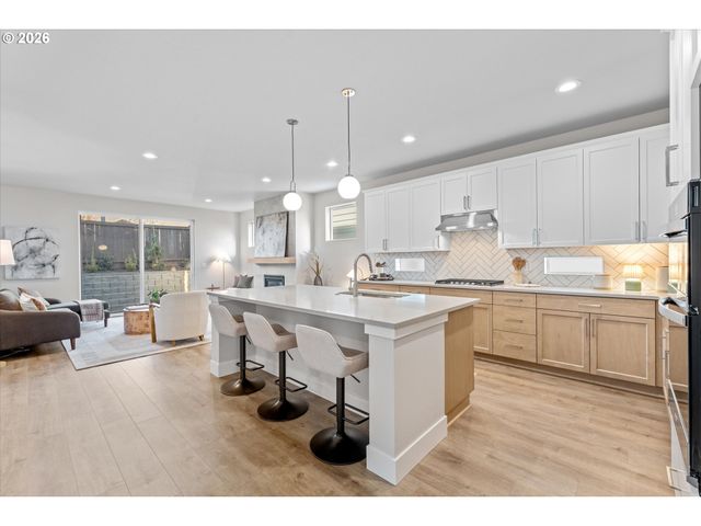 12923 Nw RAMONA Ln, Portland, OR 97229