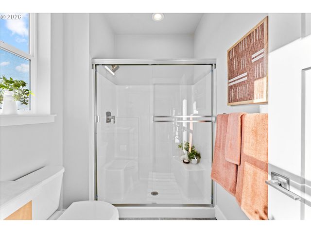 12923 Nw RAMONA Ln, Portland, OR 97229