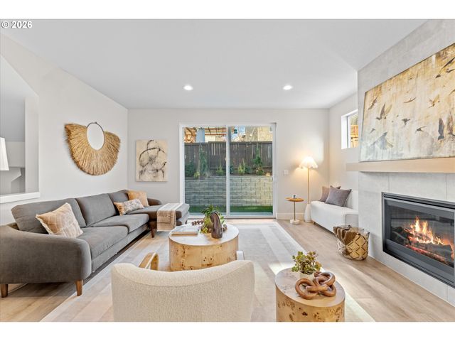 12923 Nw RAMONA Ln, Portland, OR 97229