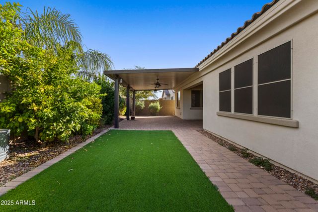 9390 W PARKSIDE Lane, Peoria, AZ 85383