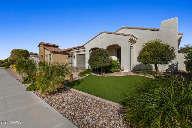 9390 W PARKSIDE Lane, Peoria, AZ 85383