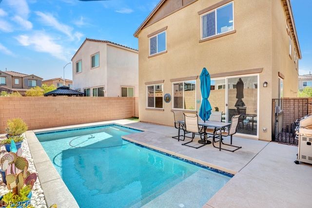 852 Benning Street, Henderson, NV 89011